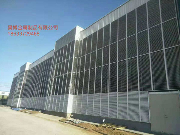 建築外（wài）牆百葉窗廠家安裝工程