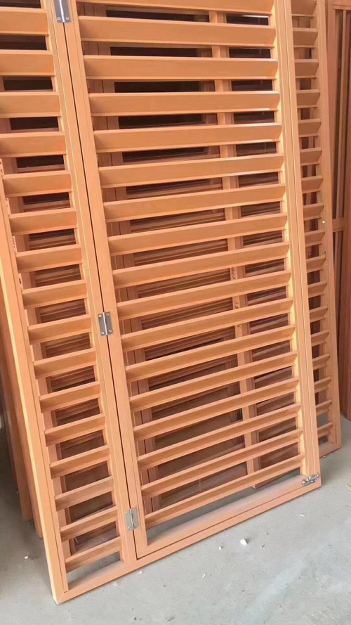 金屬百葉窗（chuāng）製品
