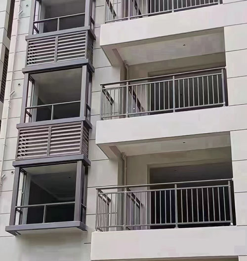 工程（chéng）百葉（yè）窗安裝